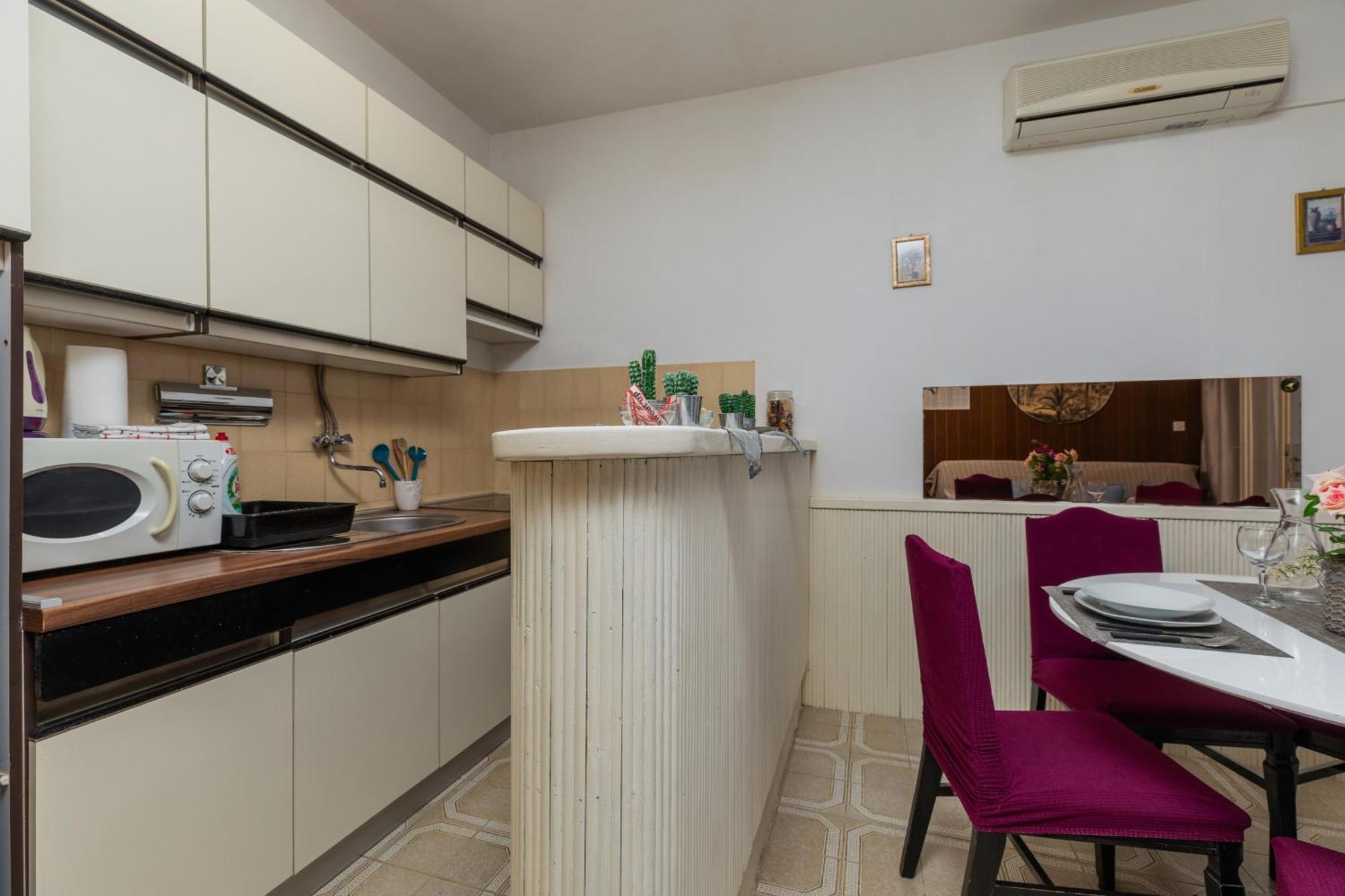Apartments By The Sea Balica Rat, Omis - 1065 Pokoj fotografie